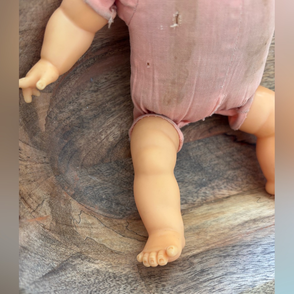 🍃🦋 Vintage Thumbalina Newborn Baby Doll 1960s - Picture 10 of 10